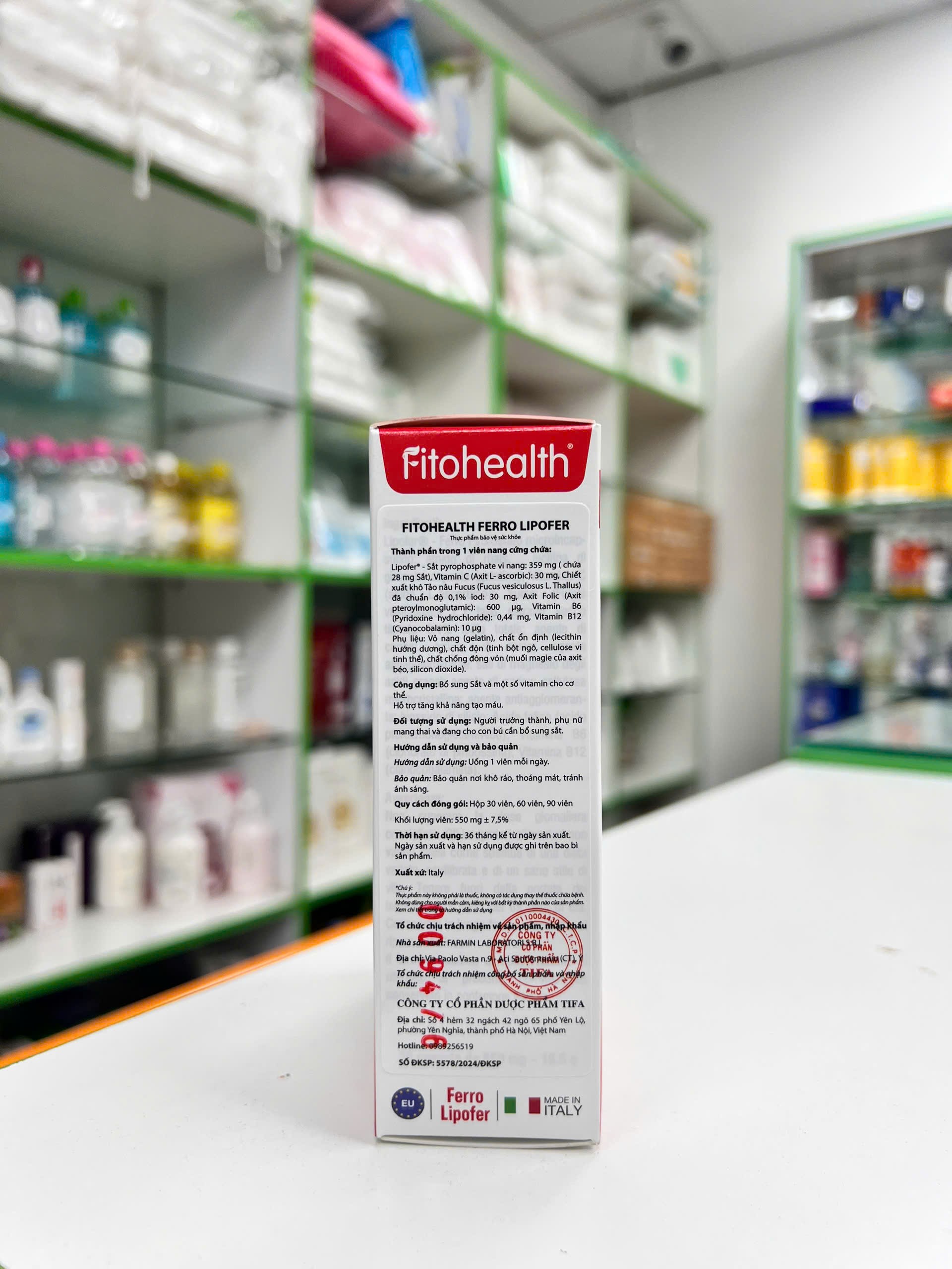 Thực Phẩm Bổ Sung Sắt Ferro Lipofer — Hộp sản phẩm và mặt thông tin thành phần chi tiết